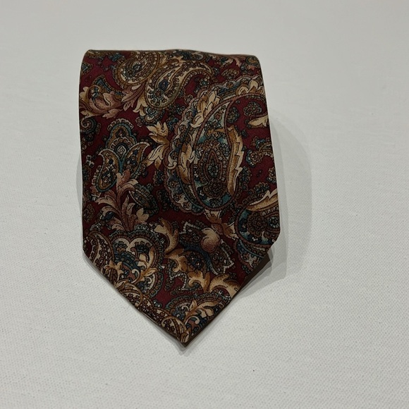 Frame Burgundy Paisley Men's Classic Tie - Picture 6 of 7